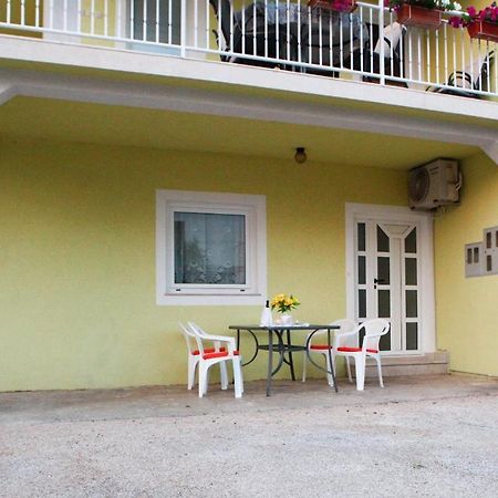 Apartmani Andrej Vodice Esterno foto
