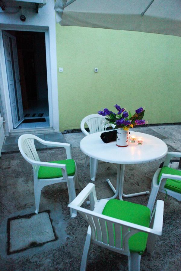 Apartmani Andrej Vodice Esterno foto